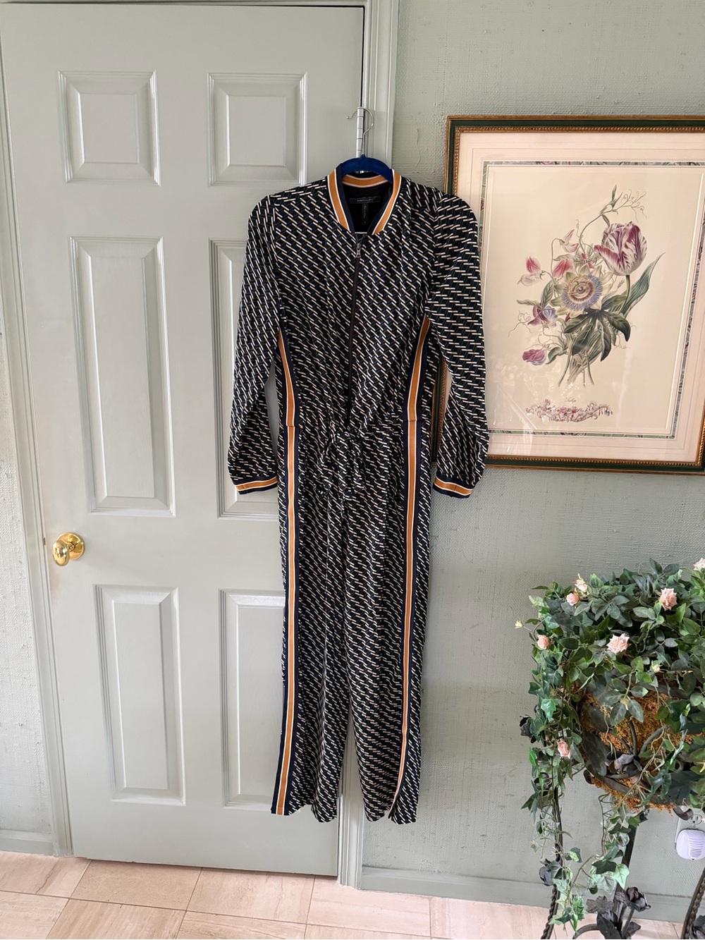 BCBGMaxAzria Black Patterned Long-Sleeve Striped-Trim Jumpsuit